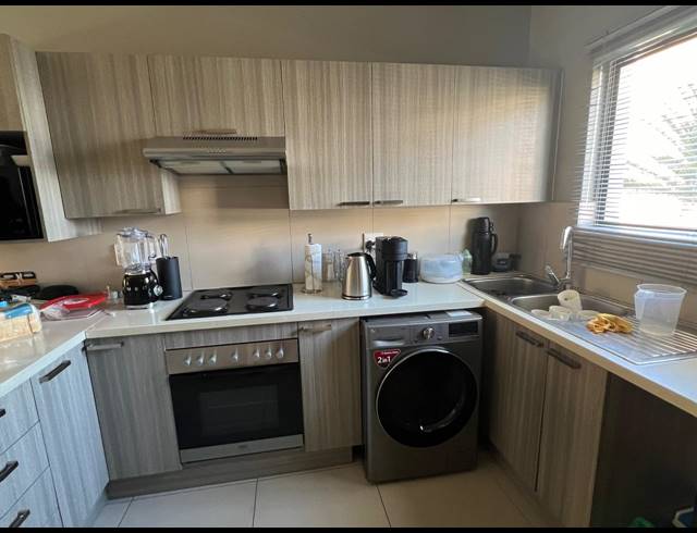2 BEDROOM SECTIONAL TITLE FOR SALE IN LILIANTON